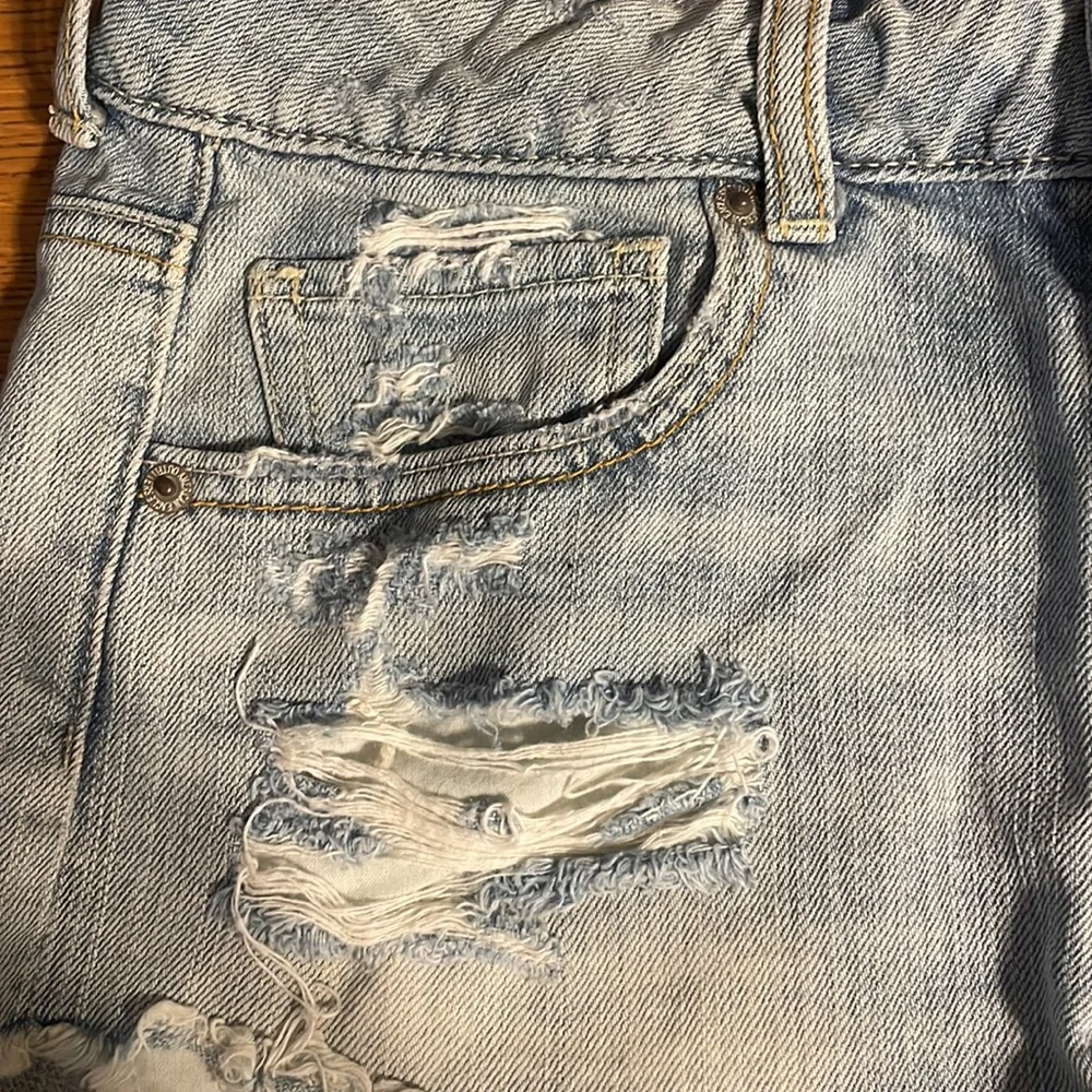 Shorts - Picture 5 of 6